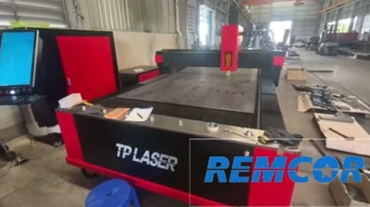 Remcor Technology 3kw Open Type 6015 Fiber Laser Cutting Machine for Carbon Steel - 翻译中...