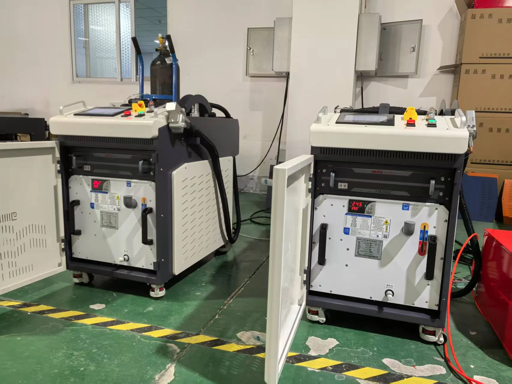 Волоконный лазерный сварочный аппарат: полное промышленное руководство по 2026 году